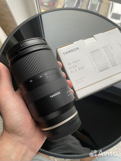 Объектив Tamron 28-75mm f/2.8 Di III RXD Sony