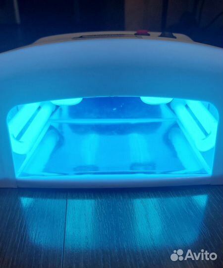 Лампа для маникюра