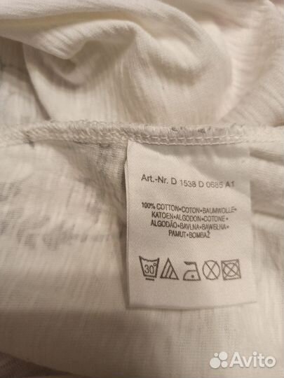 Белоснежный лонгслив UND