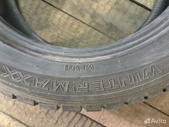 Dunlop SP Winter Maxx WM01 205/55 R16