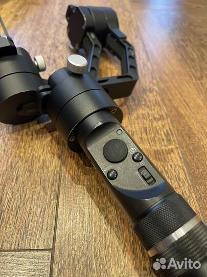 Zhiyun crane v2