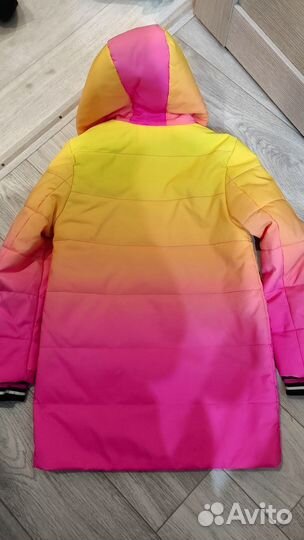 Куртка весна на девочку 128р