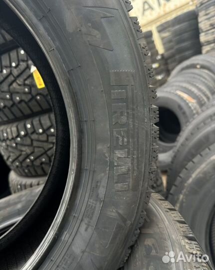 Pirelli Ice Zero 225/60 R18 104T