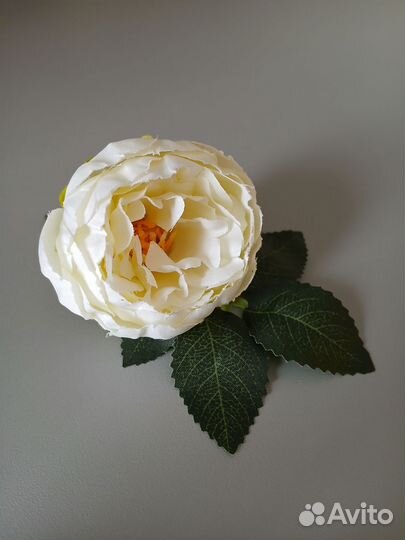 Венок на голову из цветов Пионы