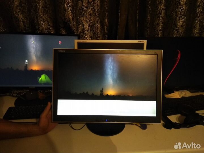 Монитор Proview EP2230W