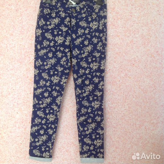 Джинсы женские