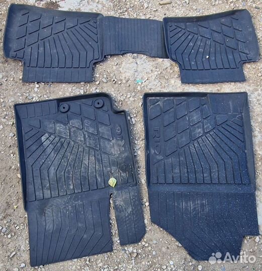 Резиновые коврики Kia Rio 4