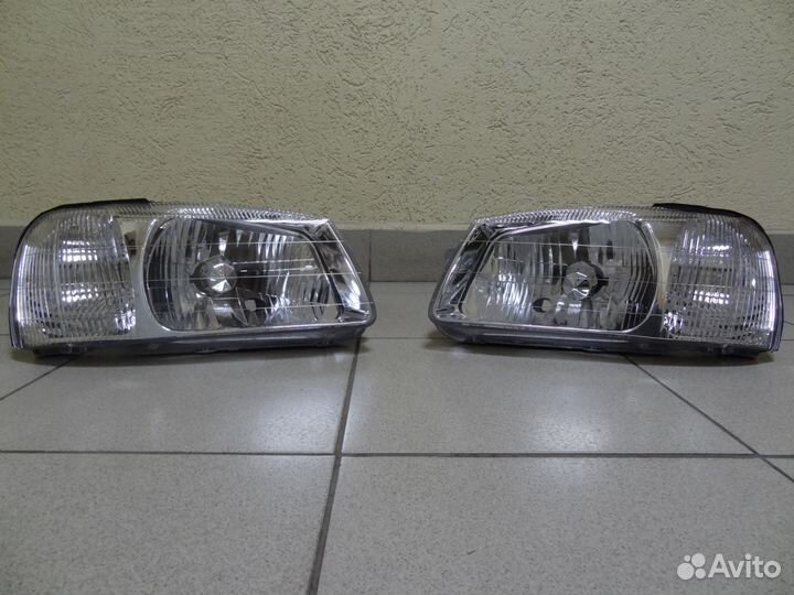 Новая фара левая правая Accent Getz Rio Spectra