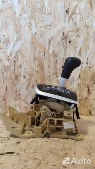 Селектор АКПП салонный Hyundai Solaris