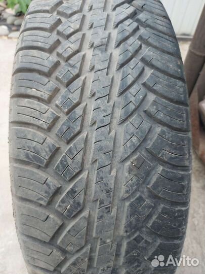 Goodyear UltraGrip 235/65 R17