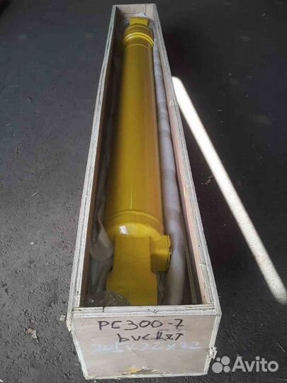 Гидроцилиндр ковша 707-01-0A470 Komatsu PC300-7