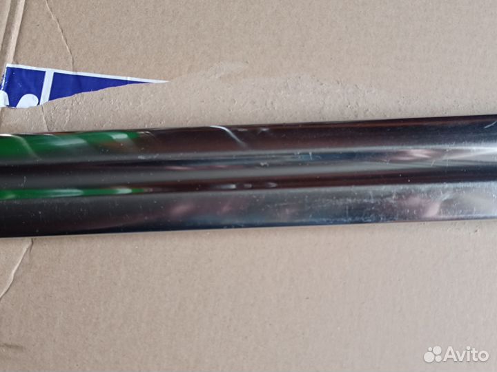 Молдинг водительской двери Волга газ 21