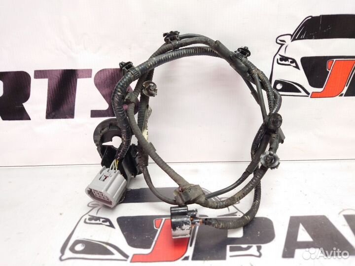 Датчик положения кузова Mazda 3 BK рестайлинг (200