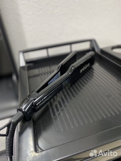 Выпрямитель утюжок для кератинового выпрямления