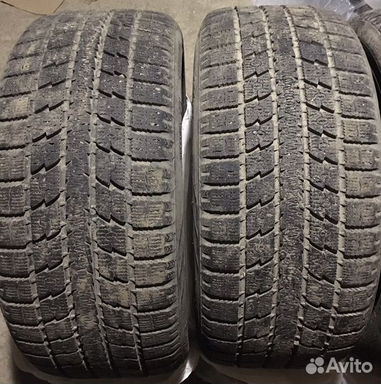 Toyo Observe GSi-5 275/40 R20