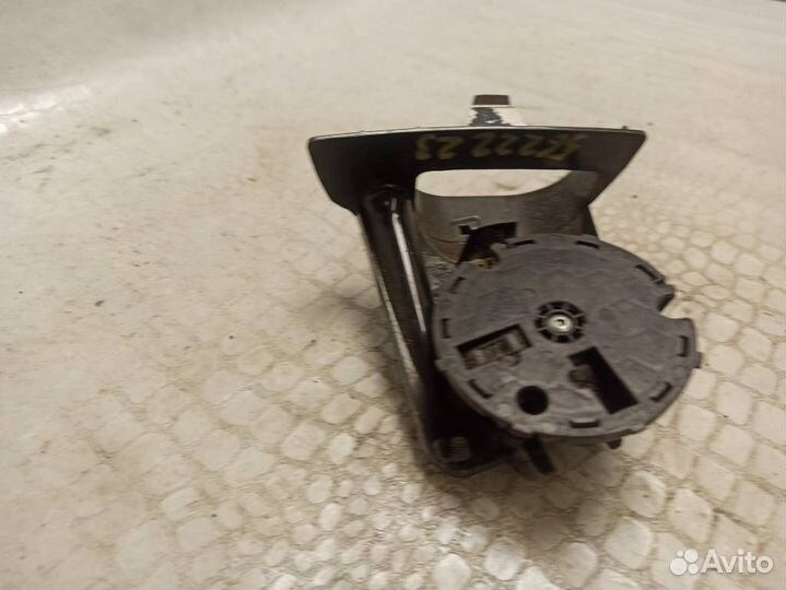 Моторчик зеркала левого Mercedes W211 E