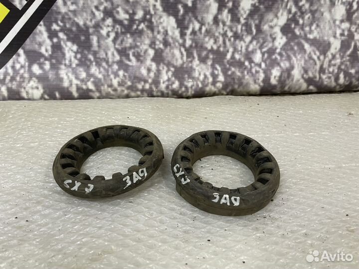 Опора задней пружины верхняя Проставка Mazda Focus