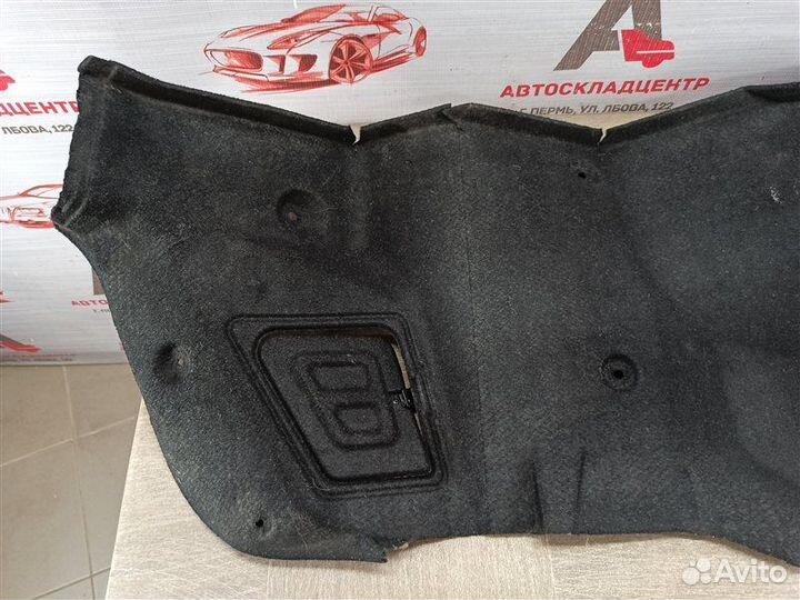 Обшивка багажника - боковая обивка правая
