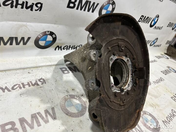 Кулак задний правый Bmw X5 E53 рест M57D30 2005