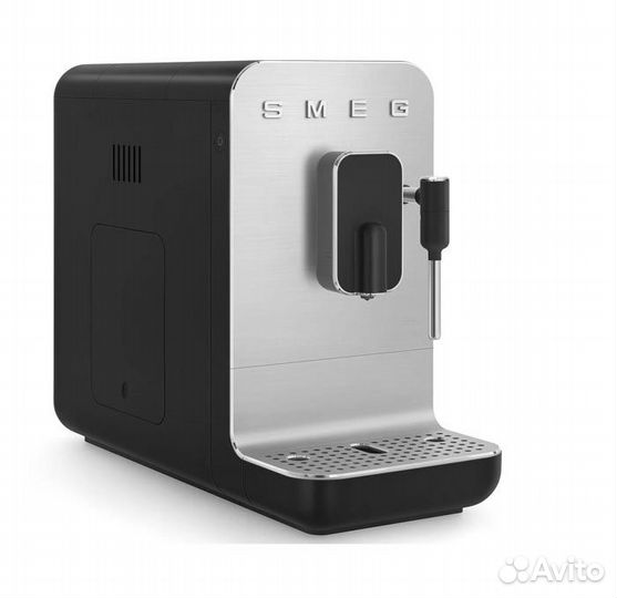 Автоматическая кофемашина Smeg BCC02, черный