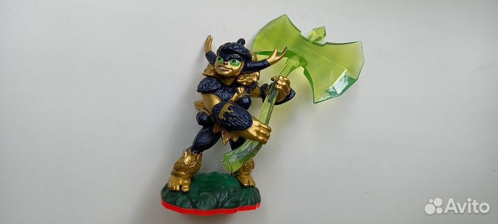 SkylanderS: Trap Team (жизнь) 4U