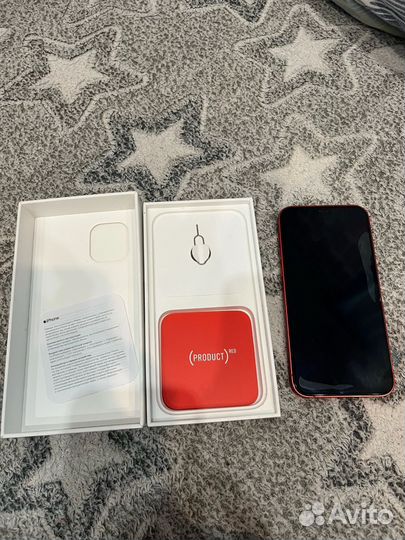 Телефон iPhone 12