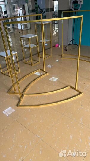 Рейл для одежды, Зеркало