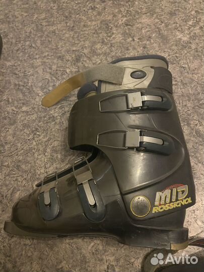 Комплект горнолыжный. Лыжи, ботинки палки