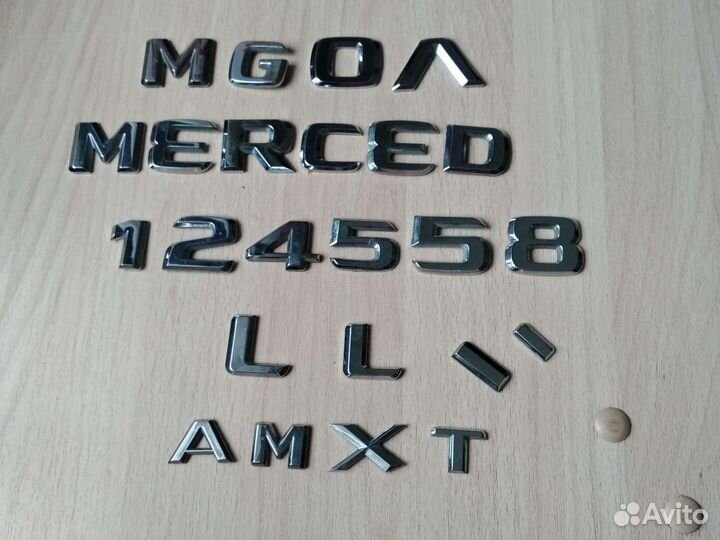 Шильдик.Буквы на автомобиль Мерседес