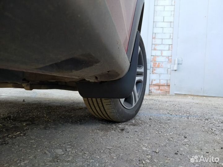 Брызговики передние Логан Степвей,сандеростепвей 2