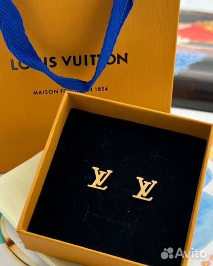 Пусеты Louis Vuitton