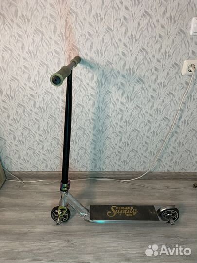 Трюковой самокат