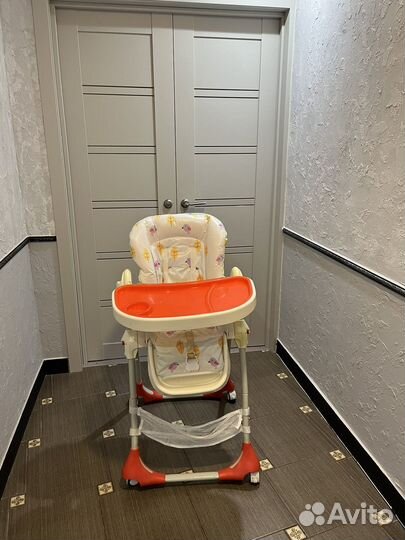 Стульчик для кормления