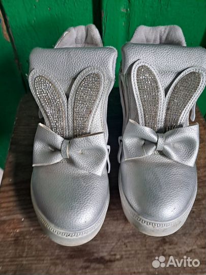 Кроссовки 35 размер