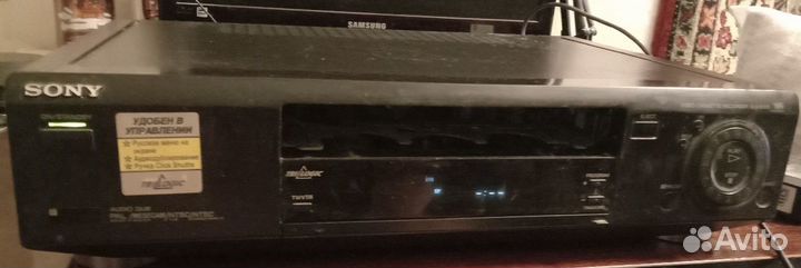 Видеомагнитофон Sony SLV-E 570EE