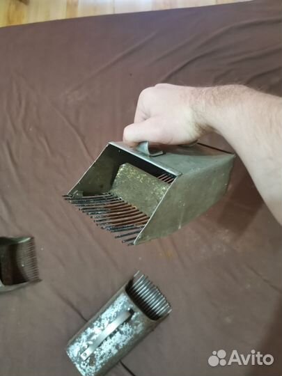 Комбайн - совок для сбора ягод 3 шт