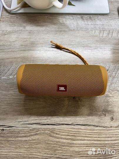 Колонка JBL Flip 5 Желтая