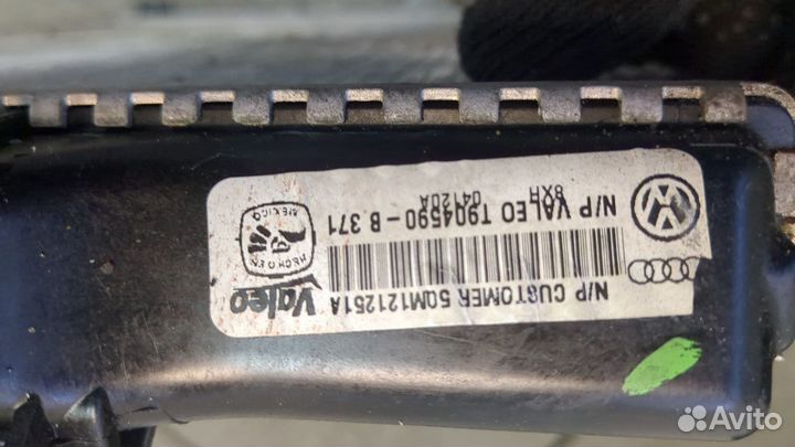 Радиатор охлаждения двигателя Volkswagen Jetta 7 2018, 2018