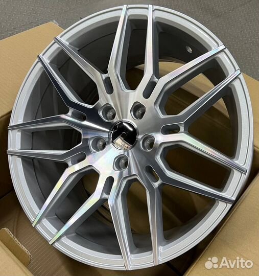 Диски на Toyota Camry Тойота Камри R18