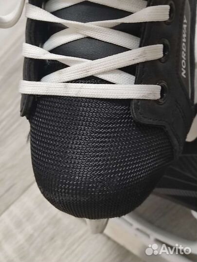 Коньки хоккейные 35 размер