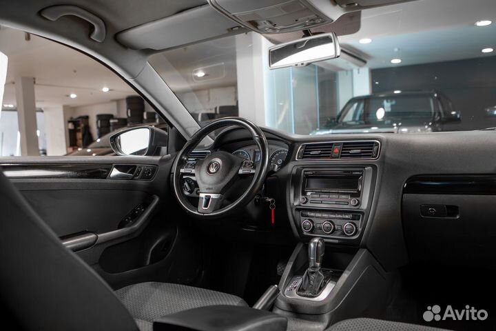 Volkswagen Jetta 1.6 AT, 2012, 121 057 км
