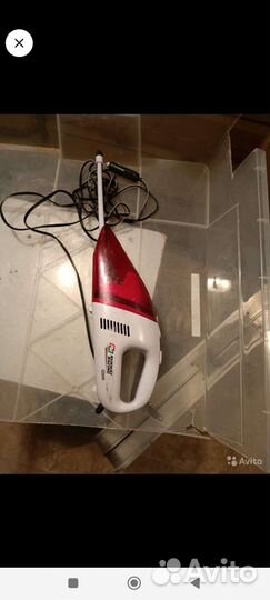 Автомобильный пылесос