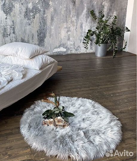 Меховой коврик