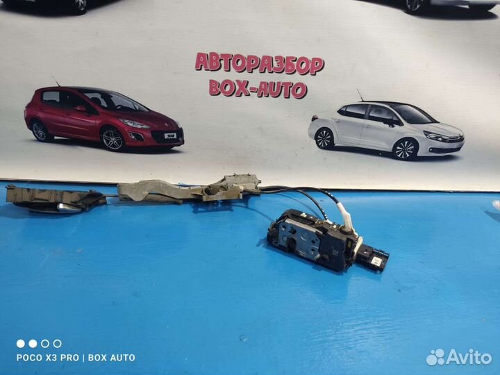 Замок задний правый Пежо 308