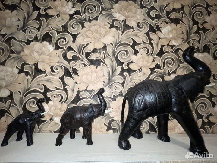 Слоны статуэтки