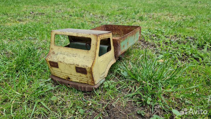 Игрушка Железная машинка СССР. Беспл дост