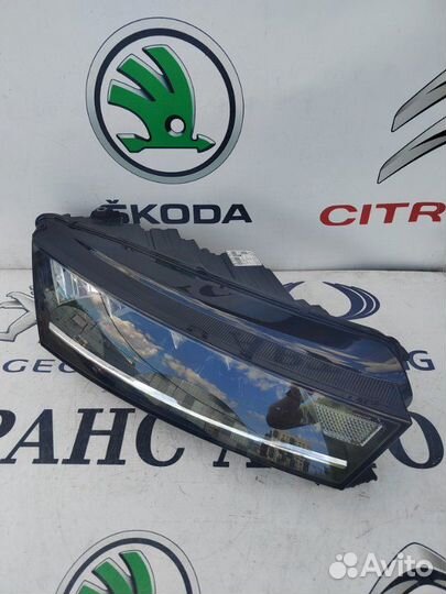 Фара правая Skoda Octavia A8 2020-2023