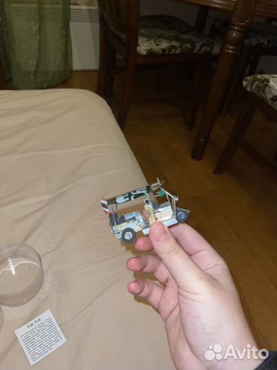 Тук—тук из пивных банок Тайланд