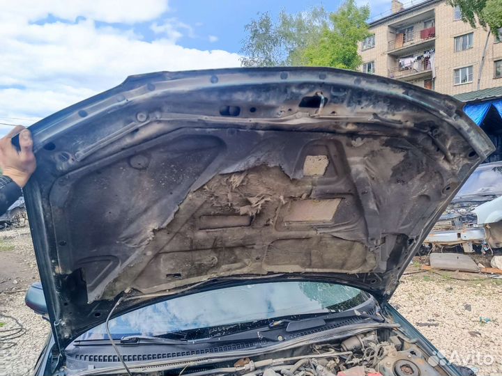 Капот Mazda 323 fBJ 2003 г