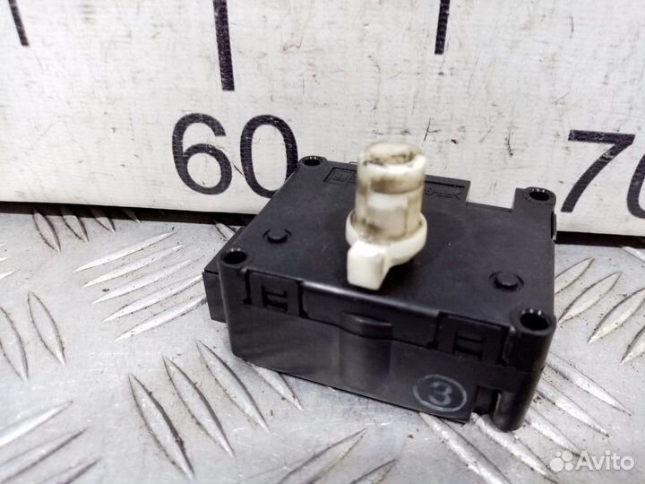 Б/У Моторчик заслонки отопителя#002